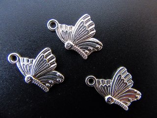 100 Silver Plated Metal Butterfly Beads Pendants 20x14mm