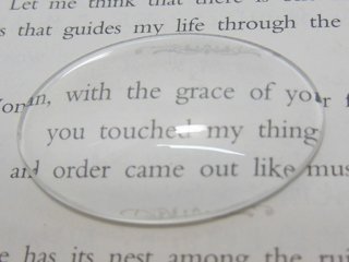 50Pcs Clear Oval Glass Magnifying Cabochon Tiles 25x35mm