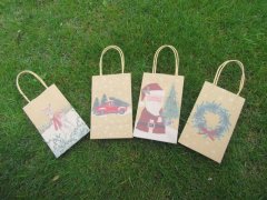 6Sheet x 4Pcs Christmas Kraft Paper Gift Carry Shopping Bag 6Sheet x 4Pcs Christmas Kraft Paper Gift Carry Shopping Bag