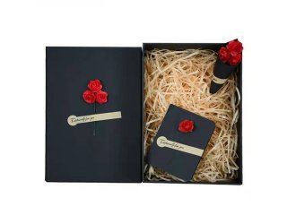 1Set Black Gift Box Black Card and Coned Flower we-box-ch41