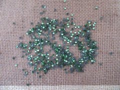7500Pcs Green Round Facted Flatback Rhinestone 3mm Dia.