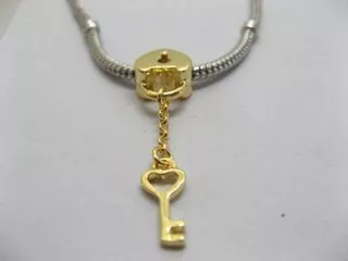 10Pcs 18K Gold European Lock Beads With Key Dangle
