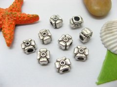 (image for) 20pcs Tibetan Silver Cross Beads European Design Yw-pa-mb22