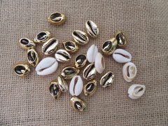 100Pcs Natural & Golden Shell Pendants Beads Wedding Decoration 100Pcs Natural & Golden Shell Pendants Beads Wedding Decoration