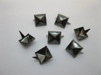 200Pcs New Brass Pyramid Studs 9x9mm Leather Craft