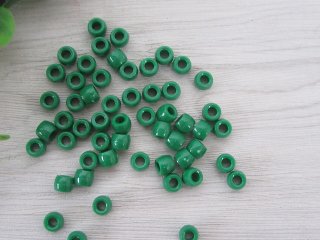 1100 Plastic Green Barrel Pony Beads 6x8mm (image for) 1100 Plastic Green Barrel Pony Beads 6x8mm