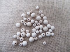 1Pkt X 240Grams Wooden Round Loose Beads with Retail Package 1Pkt X 240Grams Wooden Round Loose Beads with Retail Package