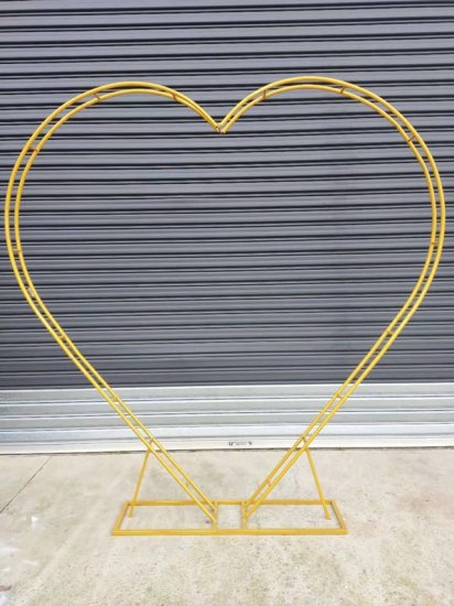1X Golden Heavy Duty Large Double Heart Garden Wedding Arch Back - Click Image to Close