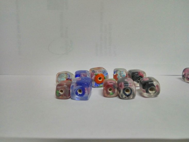 100Pcs New Glass Beads Mixed Color - Click Image to Close
