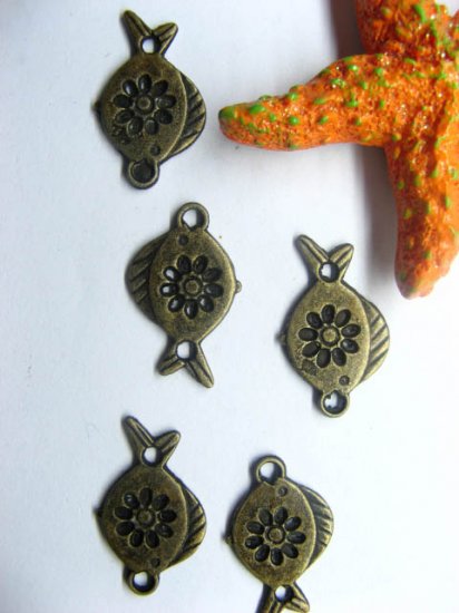 200 Bulk Copper Fish Pendants Jewelry Charms - Click Image to Close