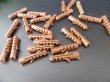 500Pcs Wing Type Easy Fix Brown Nylon Wall Plugs Screw (image for) 500Pcs Wing Type Easy Fix Brown Nylon Wall Plugs Screw