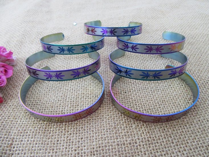 12Pcs Fashion Rainbow Metal Bangle Bracelets Leaf Laser Design - Click Image to Close