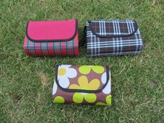 1X Foldable Camping Blanket Picnic Beach Mat Moisture-Resistant 1X Foldable Camping Blanket Picnic Beach Mat Moisture-Resistant