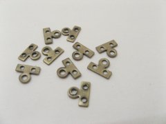1000 Bronze 2-Strand Connector End Bars Finding