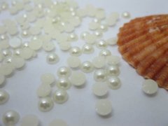 (image for) 5000Pcs 5mm Ivory Semi-Circle Simulated Pearl Bead Flatback