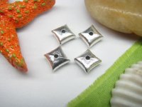 100pcs Metal Smooth Open Square Beads yw-ac-mb49 100pcs Metal Smooth Open Square Beads yw-ac-mb49