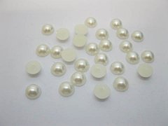 (image for) 2500Pcs 8mm Ivory Semi-Circle Simulated Pearl Bead Flatback