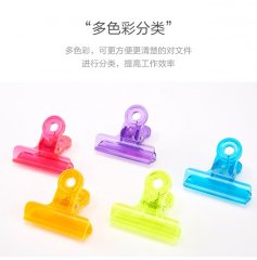 140Pcs Plastic Spring Loaded Clips Pegs Hooks Mixed Color