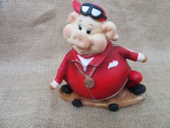 4Pcs Piggie Skating Ornament Figurine Desktop Home Decoration