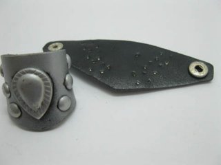 60X Middle Ages Style Foldable Leather Rings
