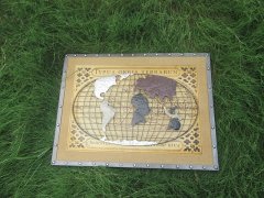 (image for) 1Pc Iron Wall Art Globe Metal Mural Wall Hanging Home Decor