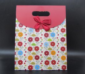 12Pcs Paper Gift Bag Paper Shopping Bag Assorted 31.5x24.5x12.5c