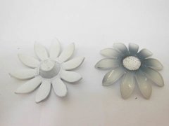 20Pcs Gray Blossom Sunflower Hairclip Jewelry Finding Beads 6cm 20Pcs Gray Blossom Sunflower Hairclip Jewelry Finding Beads 6cm