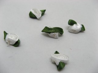 500pcs White Craft Stain Flowers Embellishments