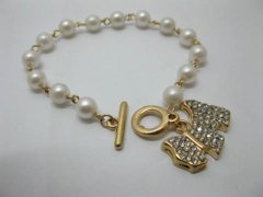 (image for) 12 Elegant Pearl Bead Bracelet with Shiny Pendant