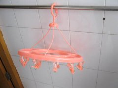 (image for) 1Pc New Peach Clothes Hanger with 18 Clips Pegs