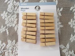 12Pkts X 18Pcs Wooden Photo Paper Clip Clothes Pegs 35mm Long 12Pkts X 18Pcs Wooden Photo Paper Clip Clothes Pegs 35mm Long