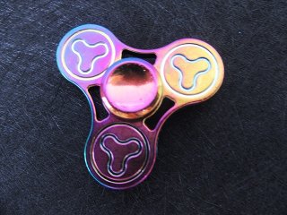 1X 3D Fingertip Fidget Hand Tri-Spinner Anti Stess Toy