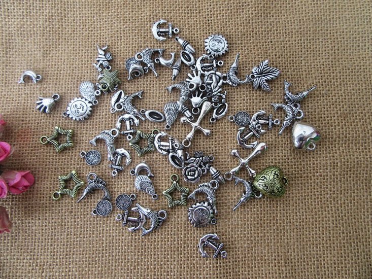 250g Antique Metallic Plastic Beads Pendants DIY Jewellery Craft - Click Image to Close