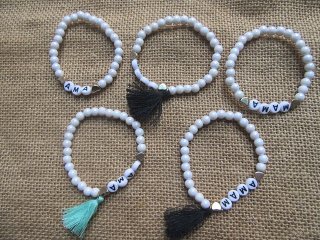 12Pcs Beaded Bracelet with "MAMA" Word Mother's Day Gift (image for) 12Pcs Beaded Bracelet with "MAMA" Word Mother's Day Gift