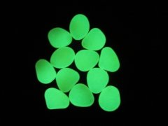 (image for) 100 Glow in The Dark Stones Yellow Pebbles Rock Fish Home Garden