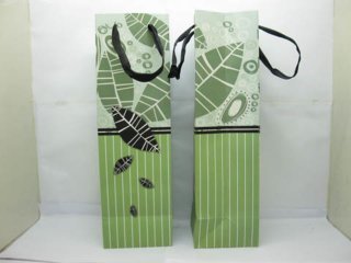 12X Green Leaf Wine Bottle Carrier Paper Gift Bags (image for) 12X Green Leaf Wine Bottle Carrier Paper Gift Bags