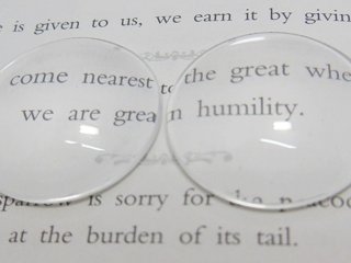 50Pcs Clear Round Glass Magnifying Cabochon Tiles 25mm Beads