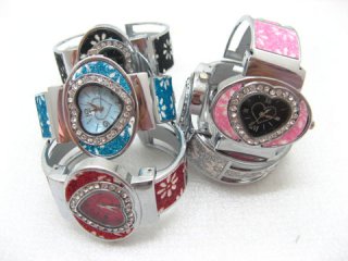 1Pc Ladies Peach Heart Jewelry Bangle Cuff Watch wa-w69