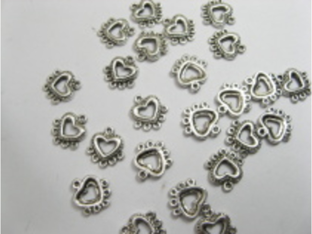 500 Metal Multi-loop Heart Pendants