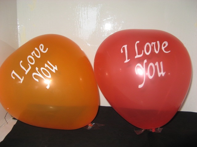 100 Mixed Colour Love Heart Balloon Party Favor - Click Image to Close