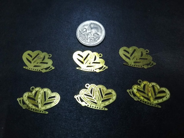 100Pcs golden double heart earring parts - Click Image to Close