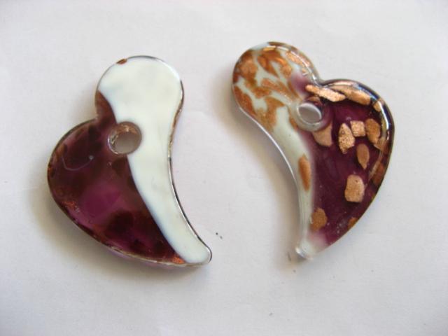 10X Golden Foil Glass Purple & White Heart Pendants - Click Image to Close