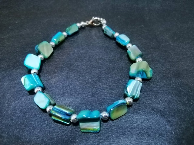12pcs blue shell beads bracelets - Click Image to Close