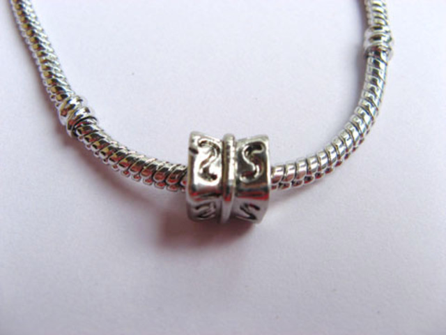 10 Alloy European Cube Thread Beads ac-sp341 10 Alloy European Cube Thread Beads ac-sp341