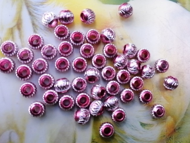 200 Pink Aluminium Round Beads dia.8mm be-a46