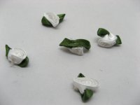 500pcs White Craft Stain Flowers Embellishments