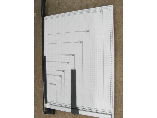 NEW A3 Size Paper Photo/Picture Cutter