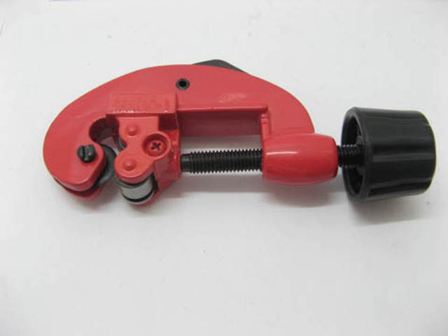 1Pc Plumbers Metal Plumbing Tube Pipe Cutter - Click Image to Close