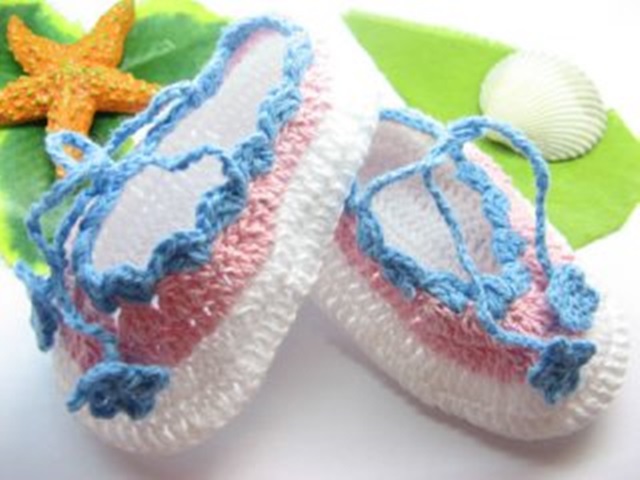 2Pair White Handmade Crochet Baby Shoes cr-ch11 - Click Image to Close