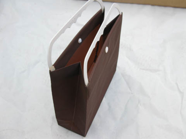 12Pcs Brown Wedding Gift Bag w/Button 25cm - Click Image to Close